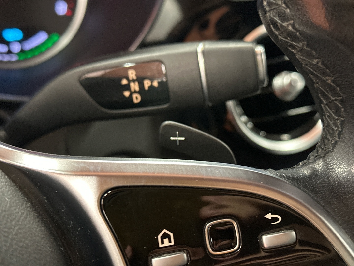 MERCEDES-BENZ C 2020