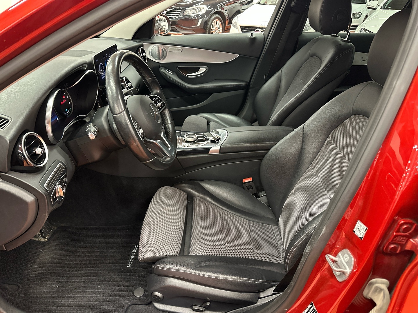 MERCEDES-BENZ C 2020