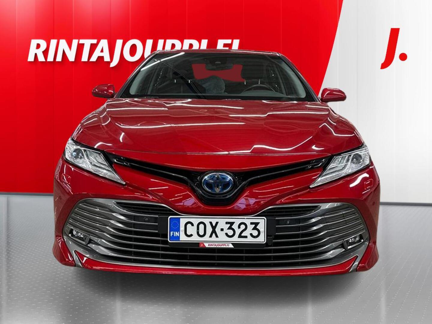TOYOTA Camry 3