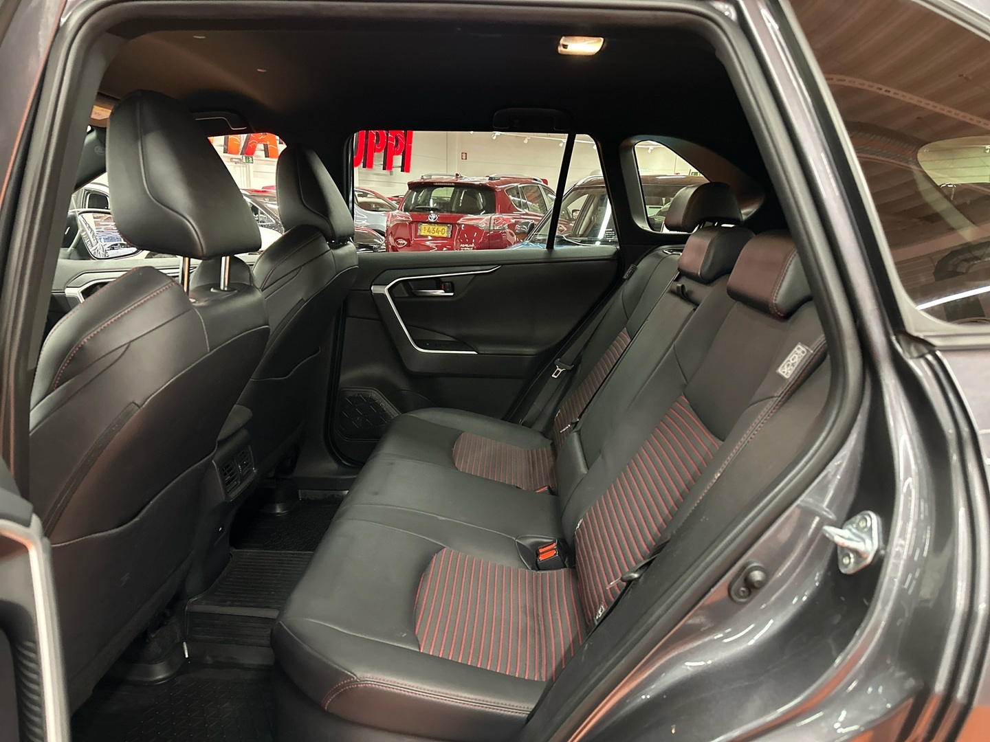 TOYOTA RAV4 Plug-in 2021