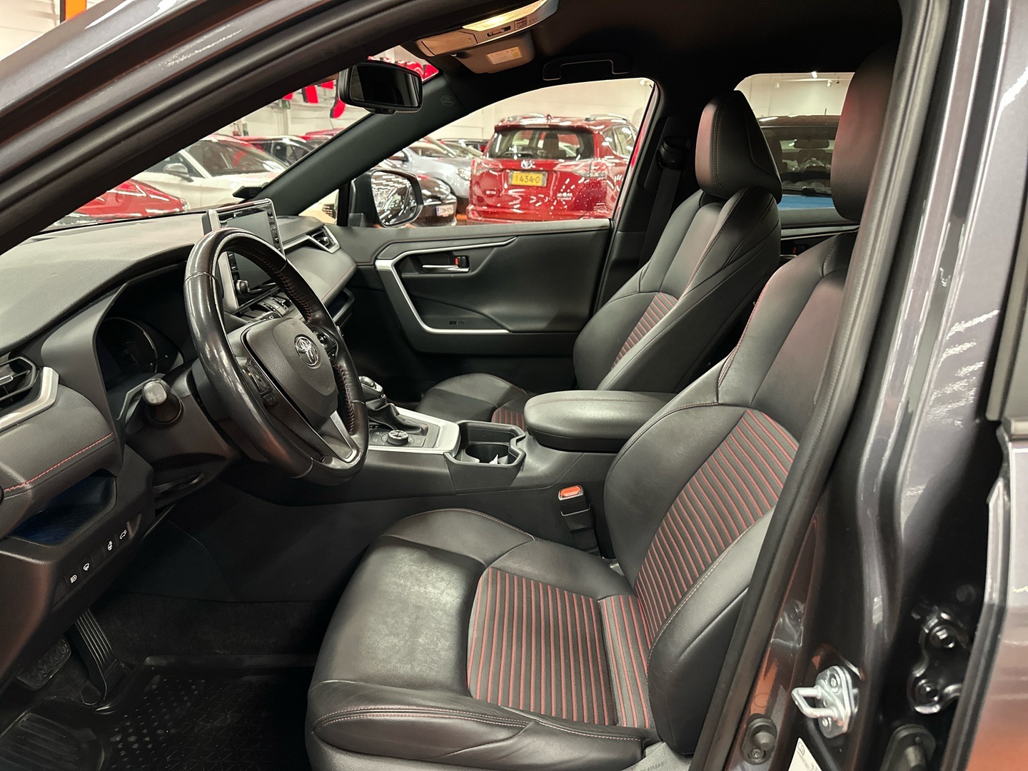 TOYOTA RAV4 Plug-in 2021