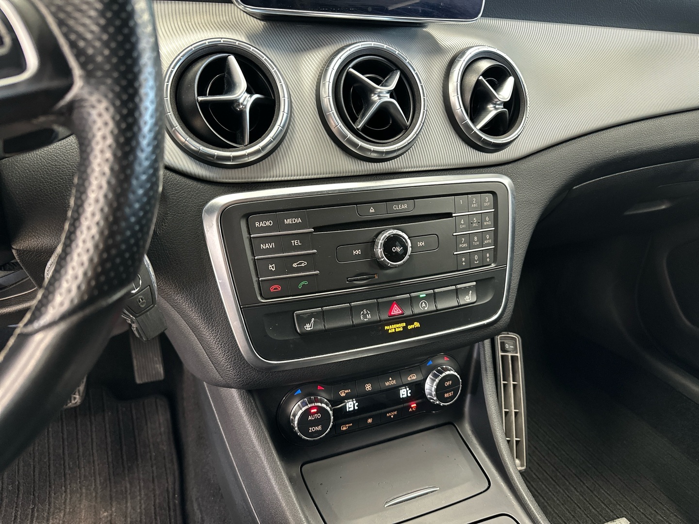 MERCEDES-BENZ CLA 2015