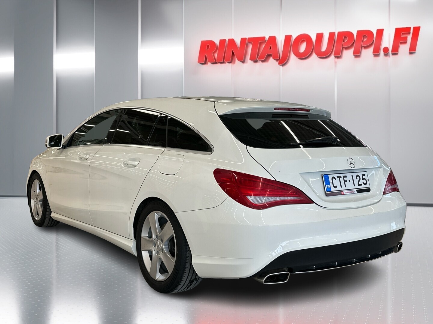 MERCEDES-BENZ CLA 2015