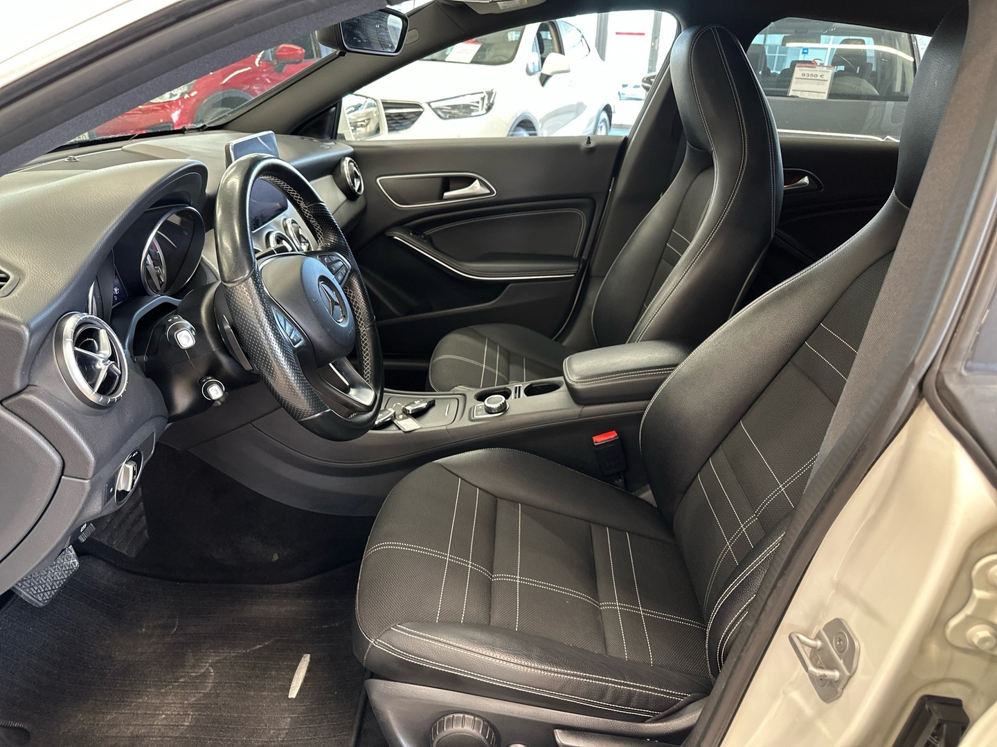 MERCEDES-BENZ CLA 2015