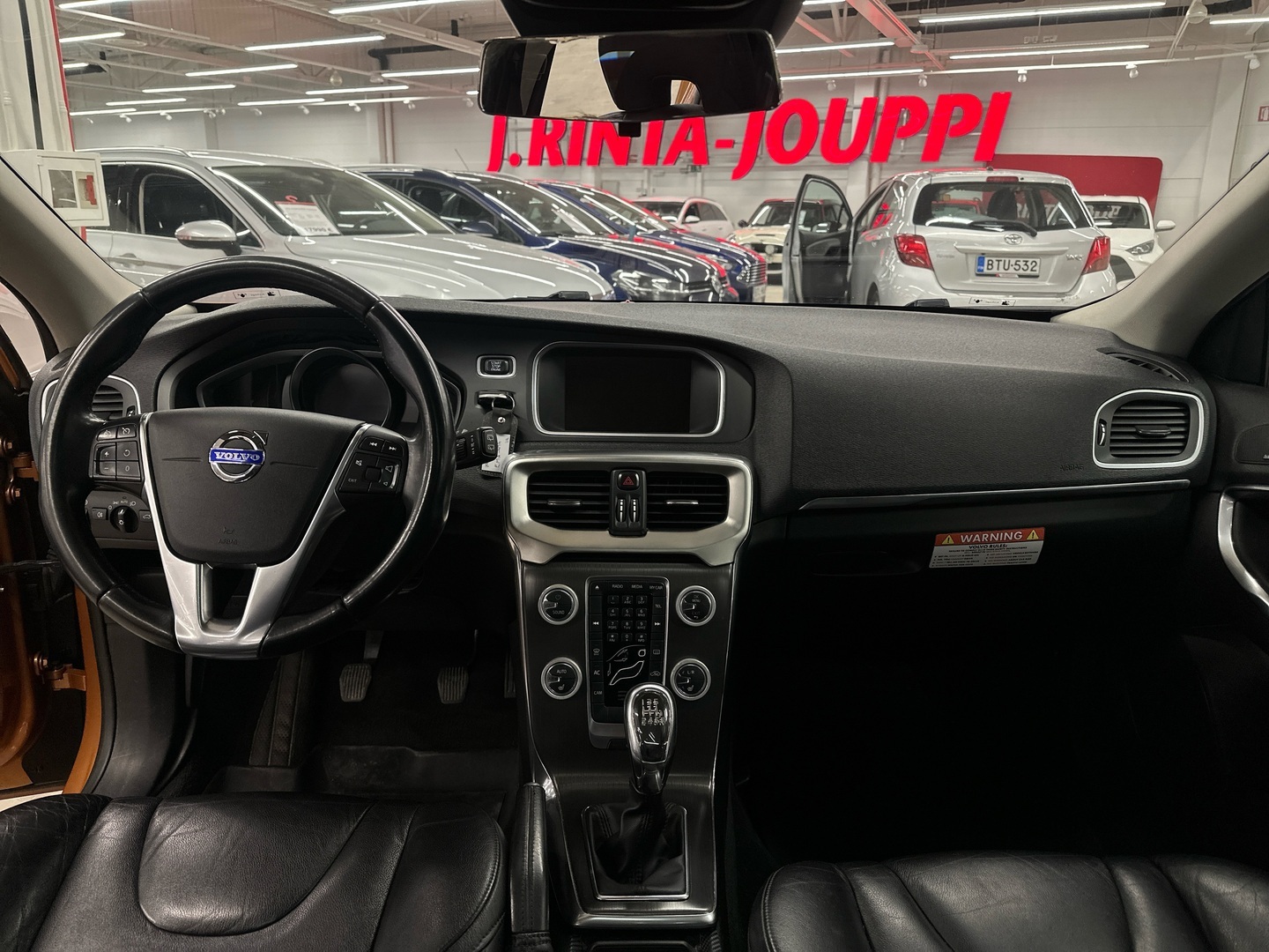 VOLVO V40 2012