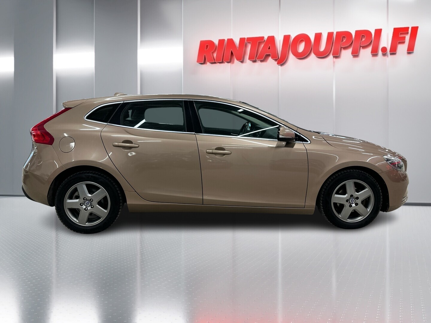 VOLVO V40 2012