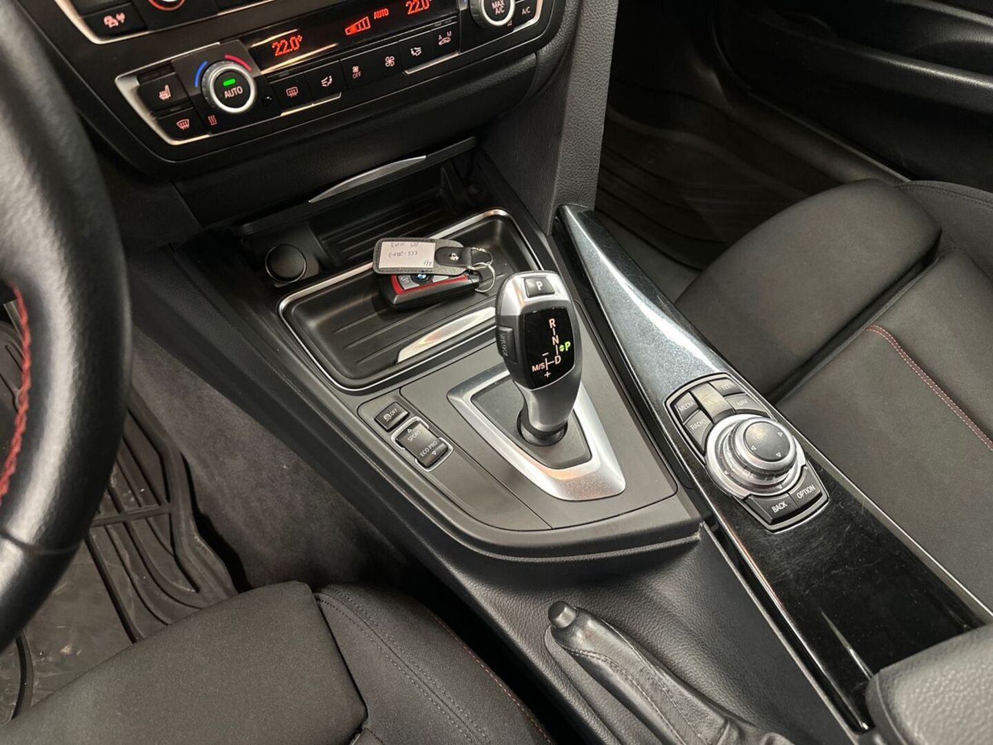 BMW 320 2013