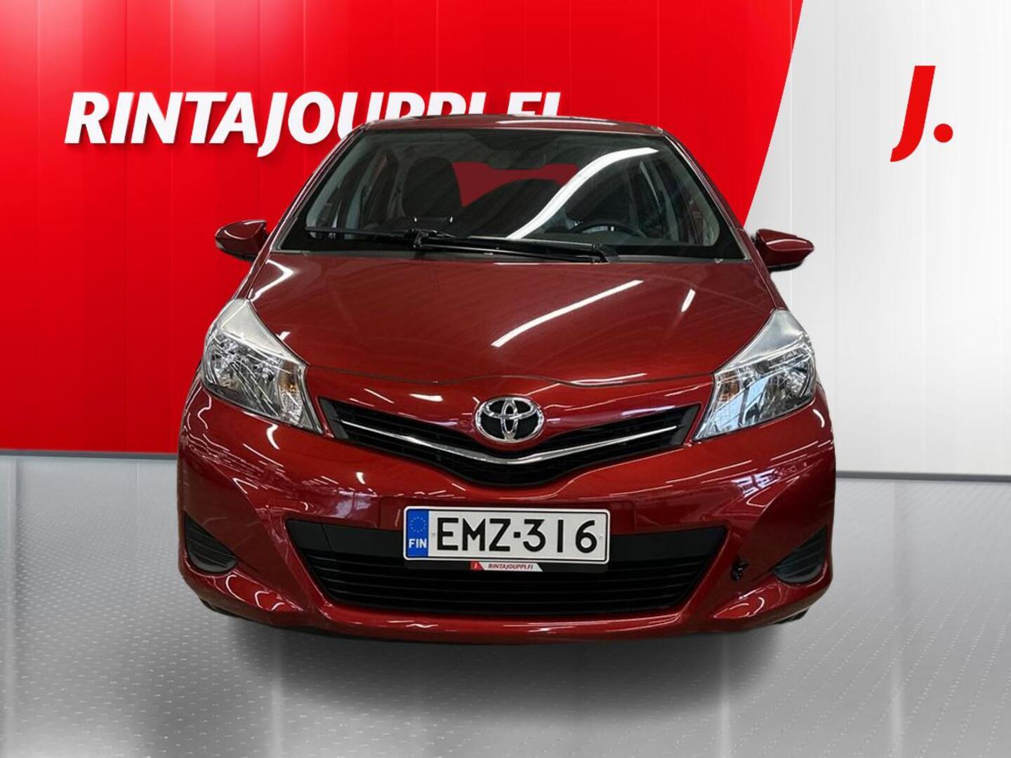 TOYOTA Yaris 2014