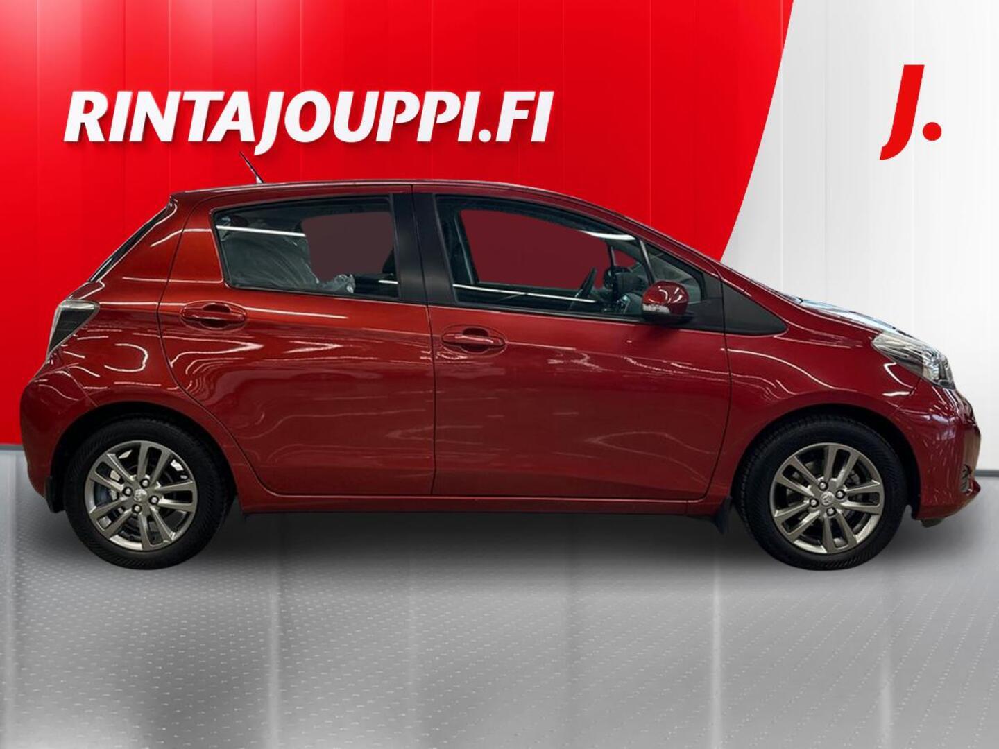 TOYOTA Yaris 2014