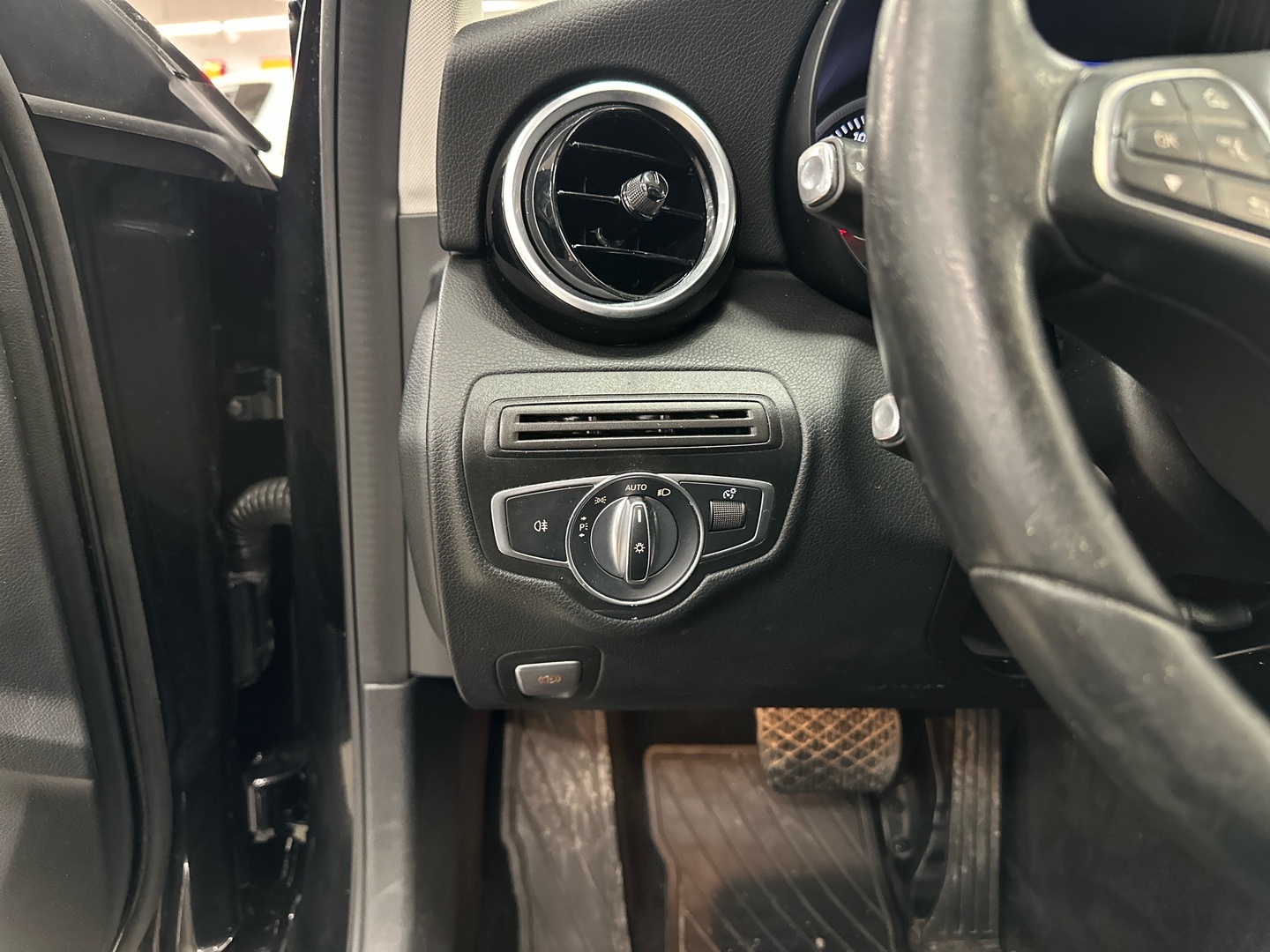 MERCEDES-BENZ C 2017