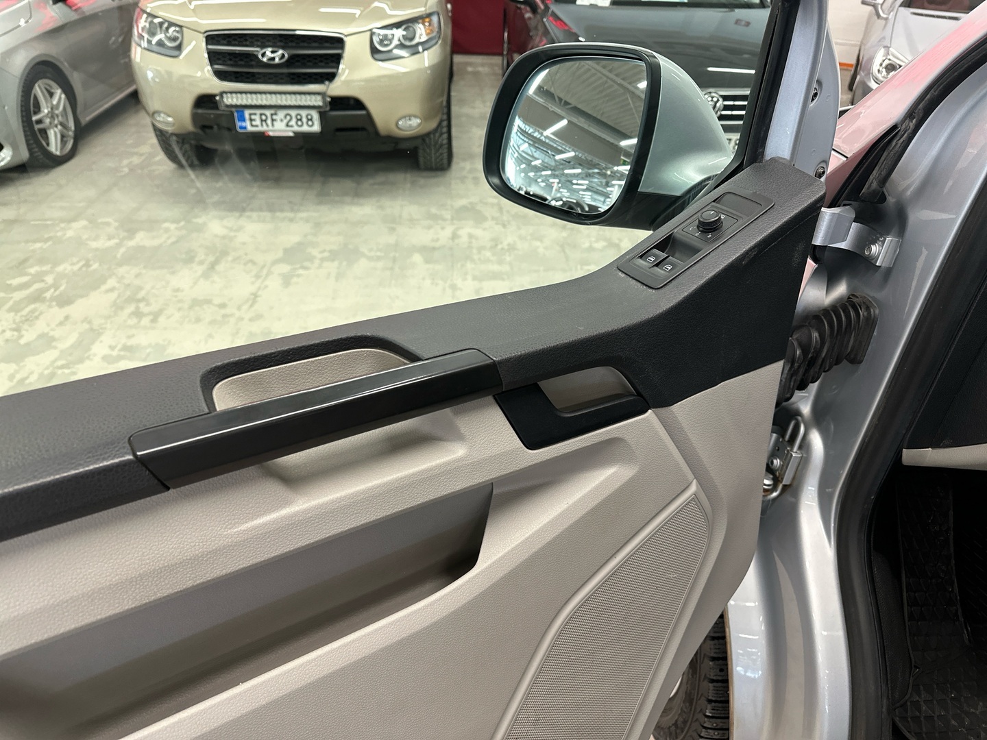 VOLKSWAGEN Transporter 2017