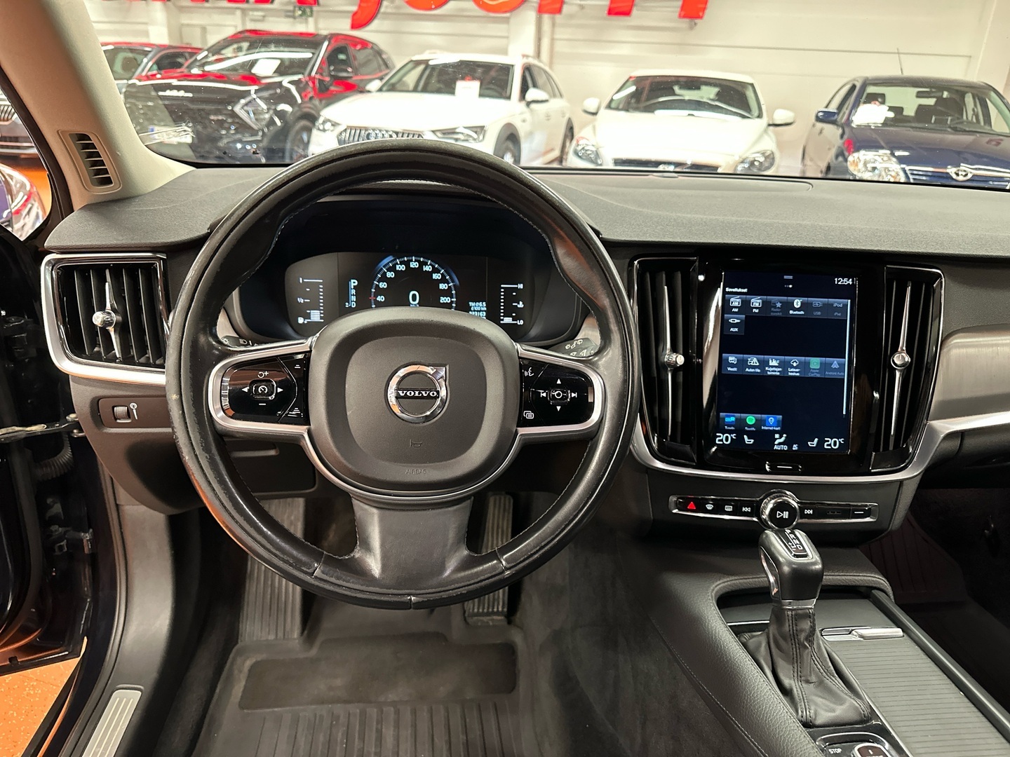 VOLVO V90 2016