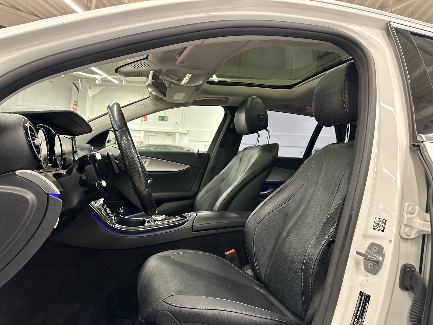 MERCEDES-BENZ E 2017