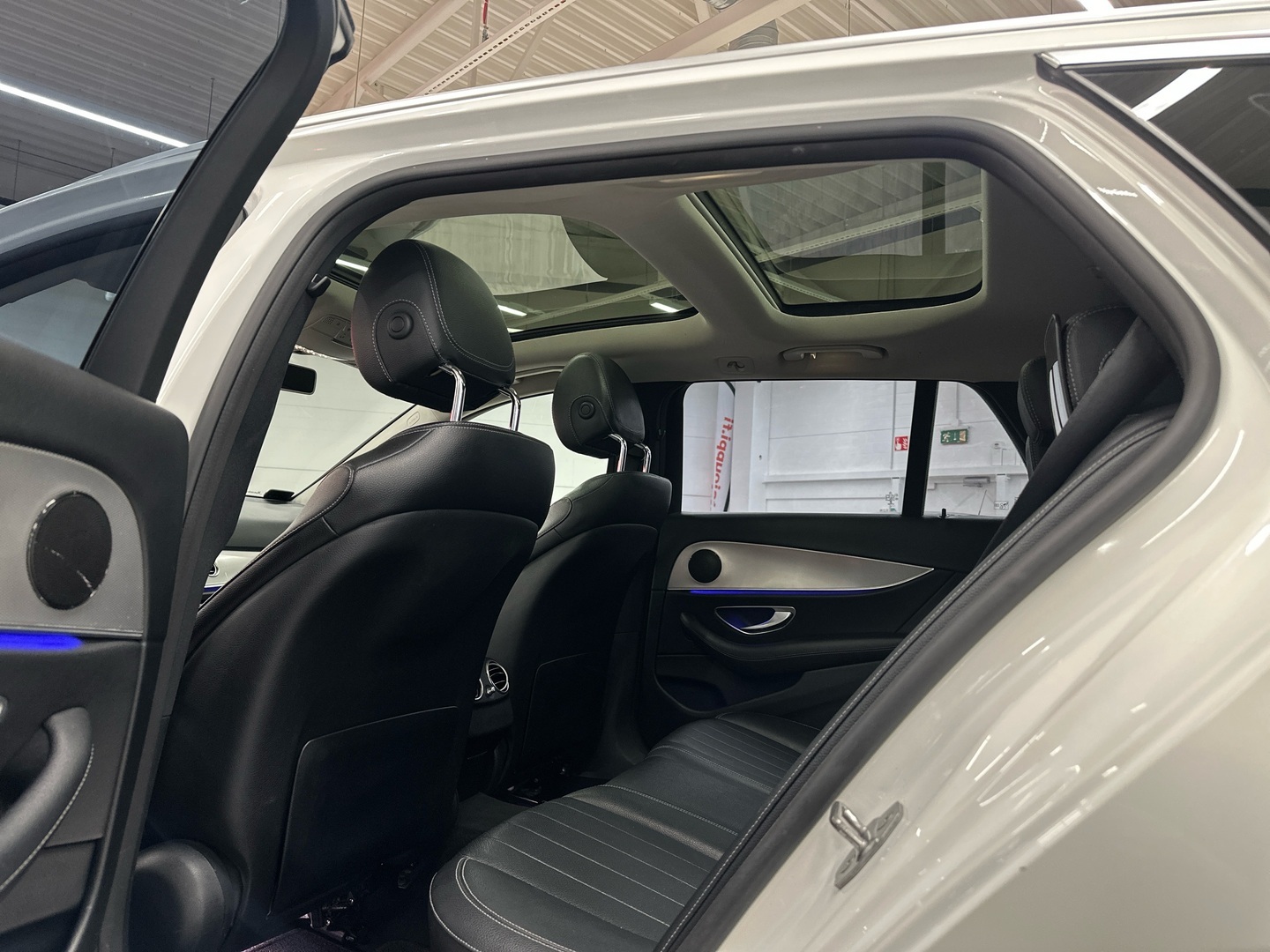 MERCEDES-BENZ E 2017