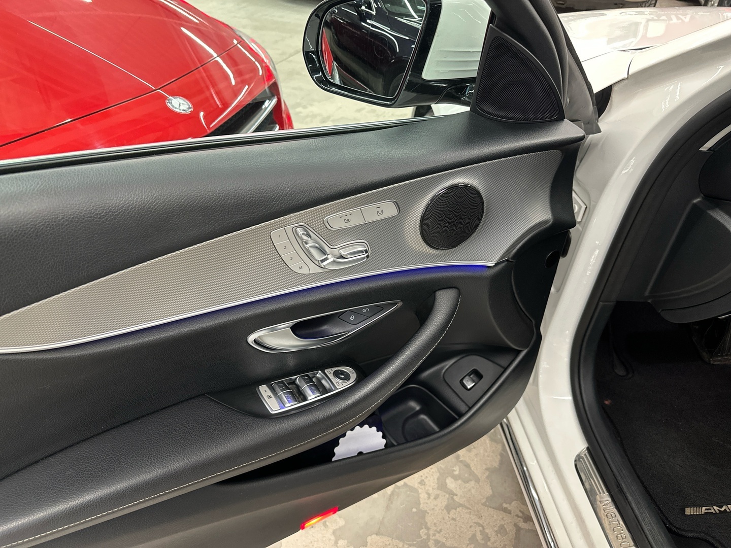 MERCEDES-BENZ E 2017