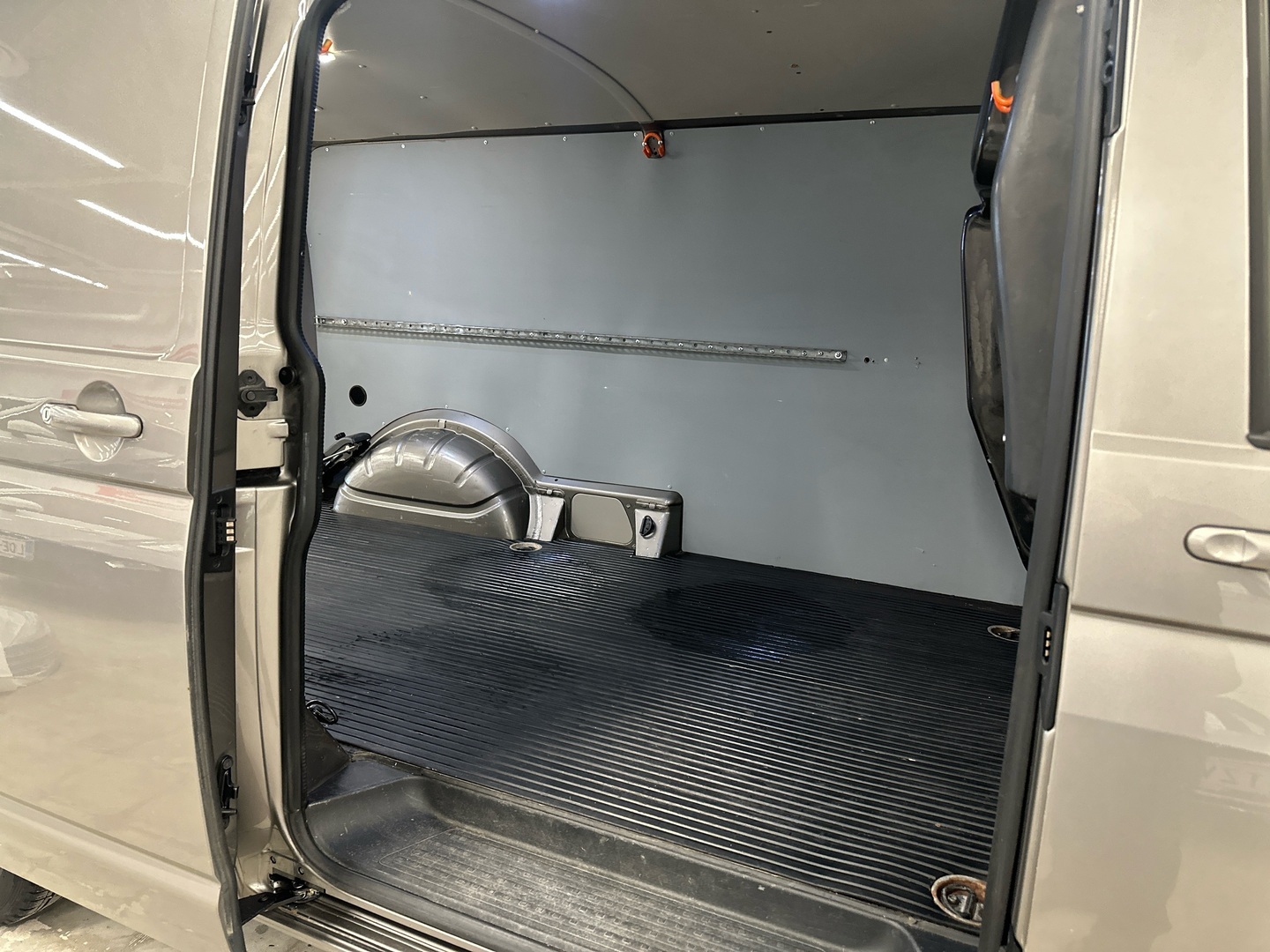 VOLKSWAGEN Transporter 2018