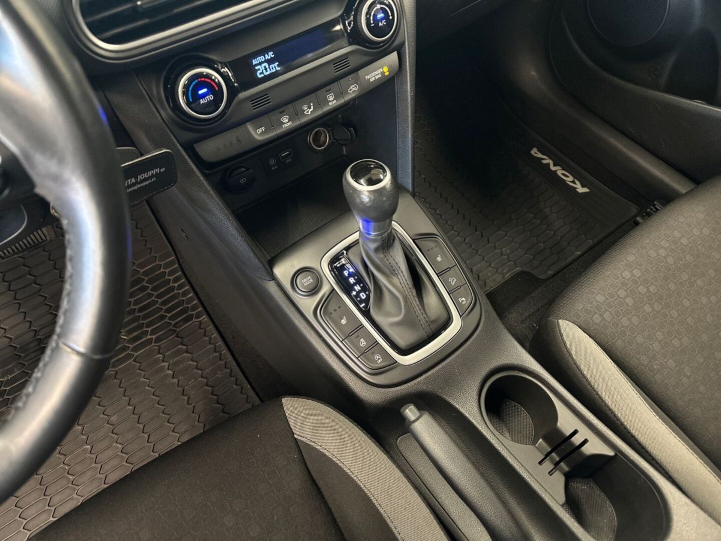 HYUNDAI KONA 2021