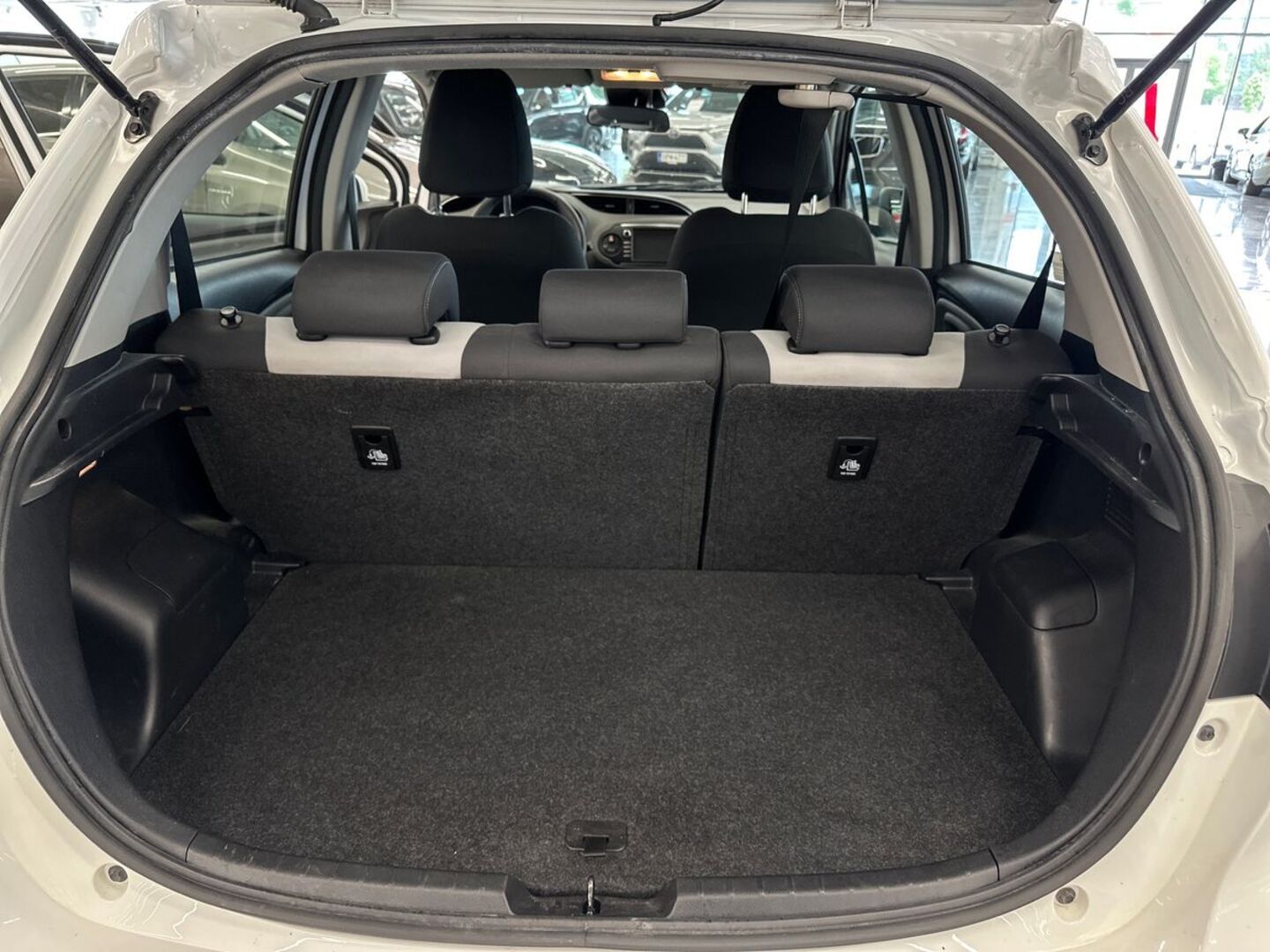 TOYOTA Yaris 2020