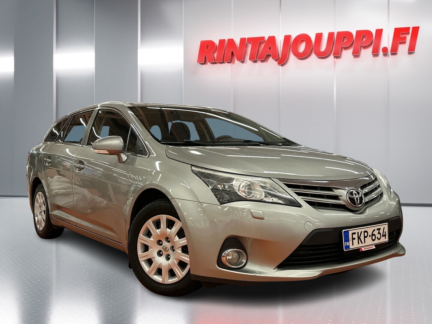 TOYOTA Avensis 2012
