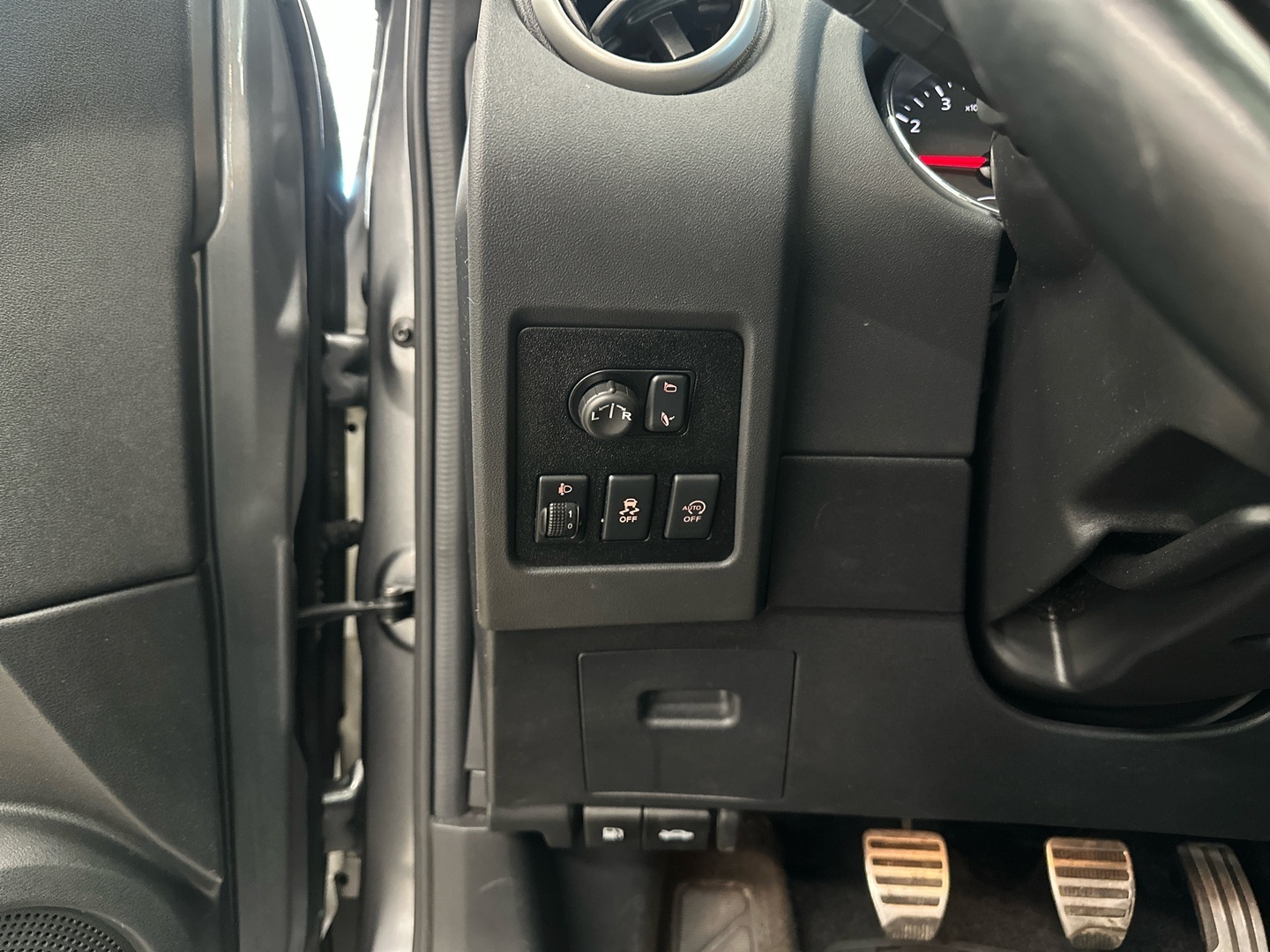 NISSAN Qashqai 2013