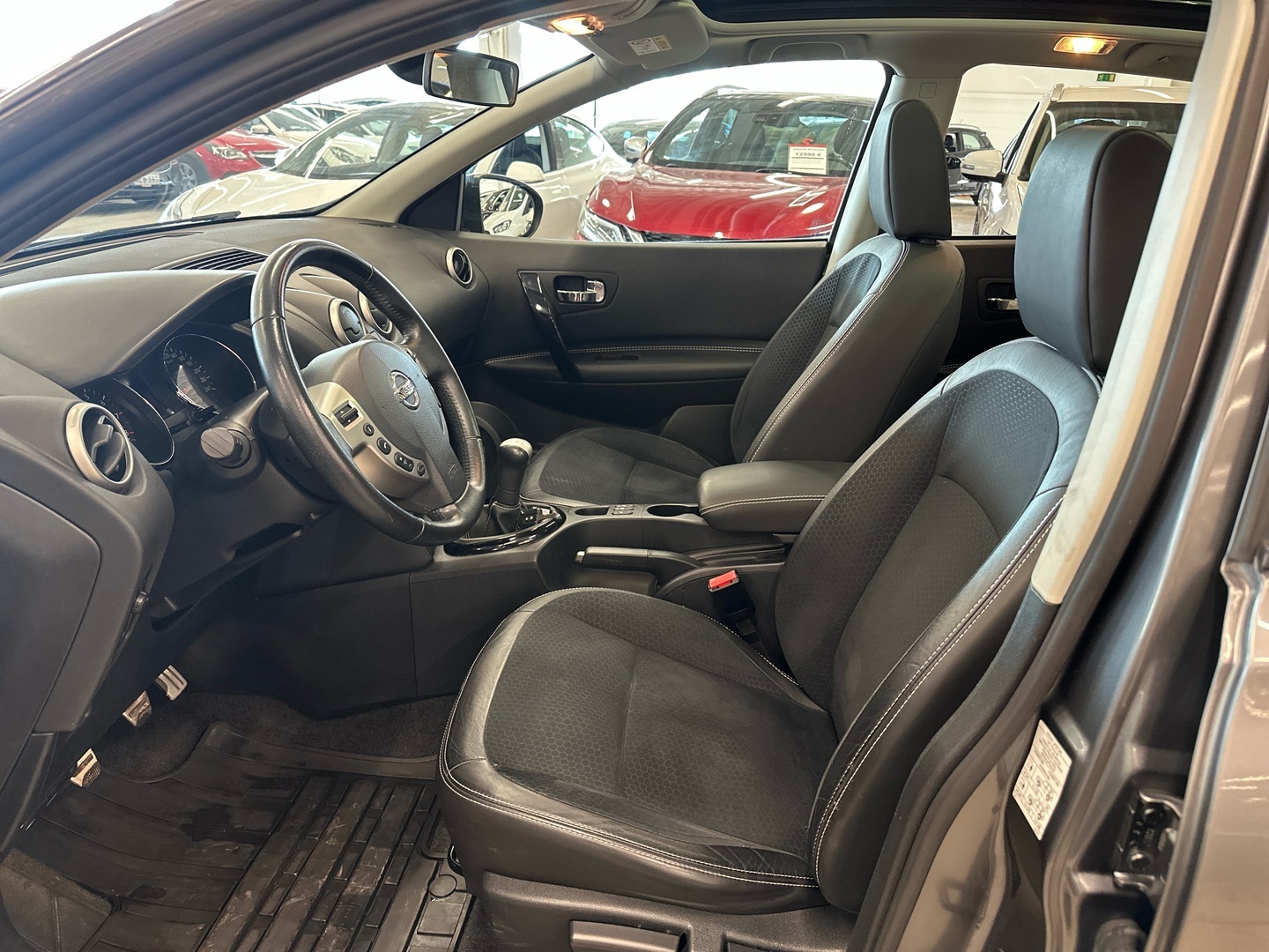 NISSAN Qashqai 2013