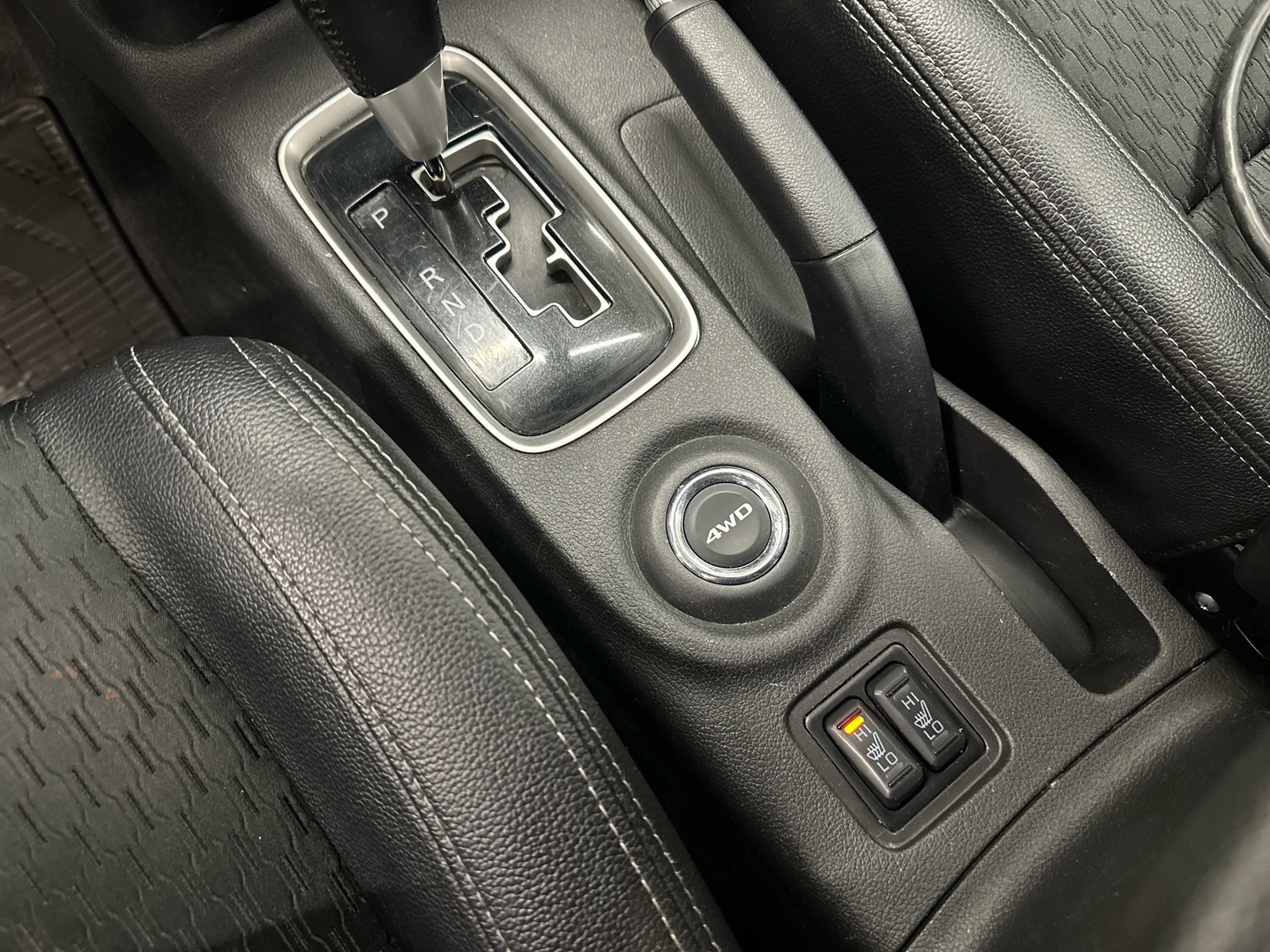 MITSUBISHI Outlander 2015