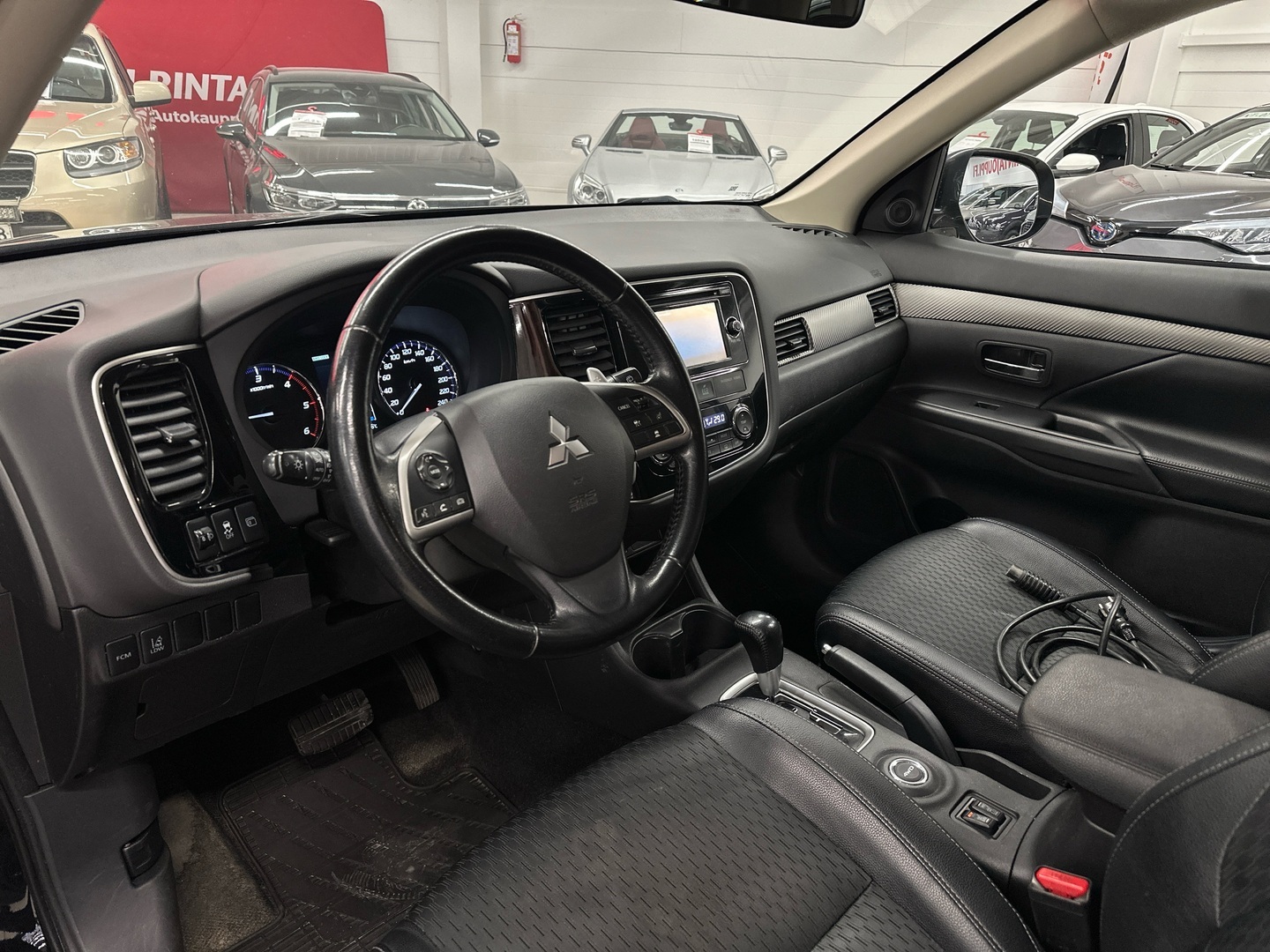 MITSUBISHI Outlander 2015