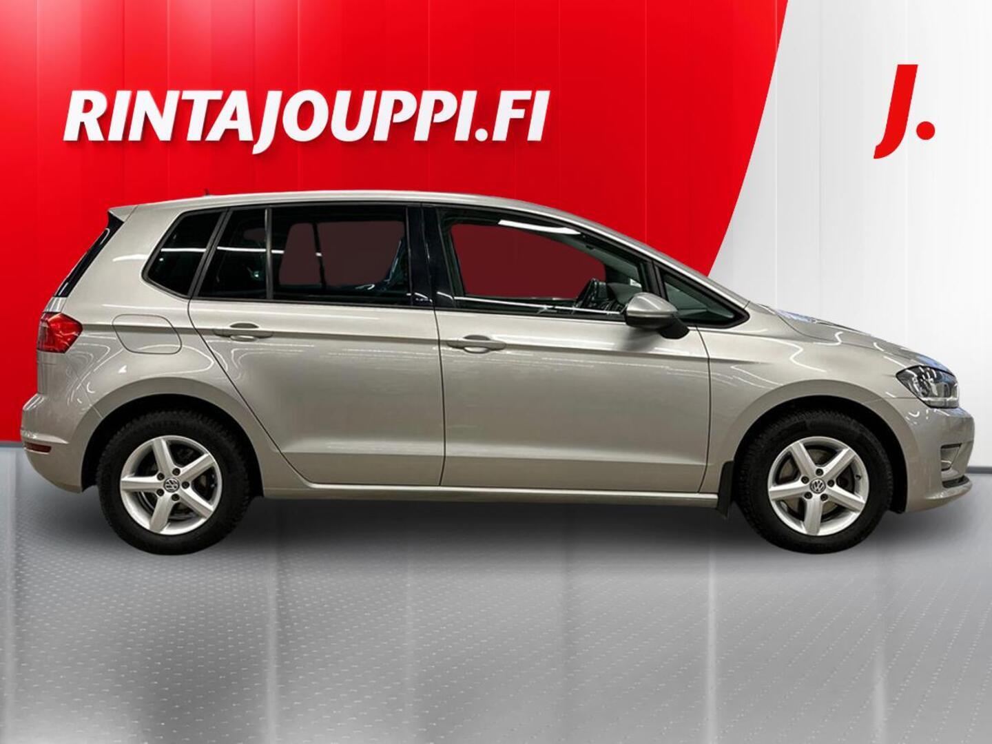 VOLKSWAGEN Golf Sportsvan 2016