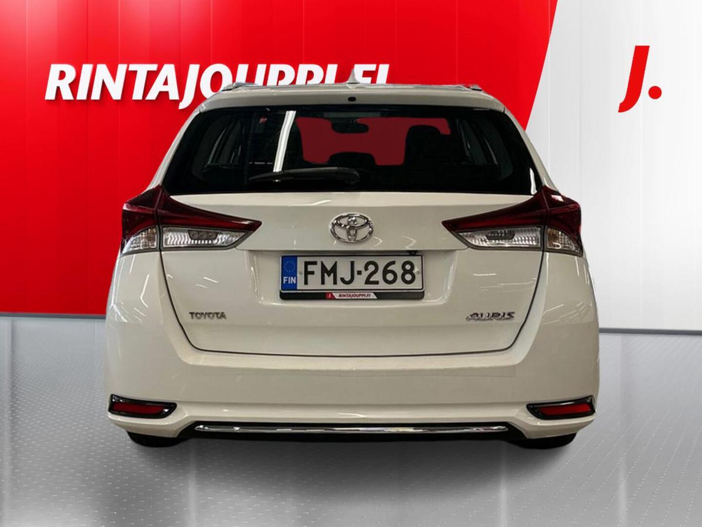 TOYOTA Auris 2017