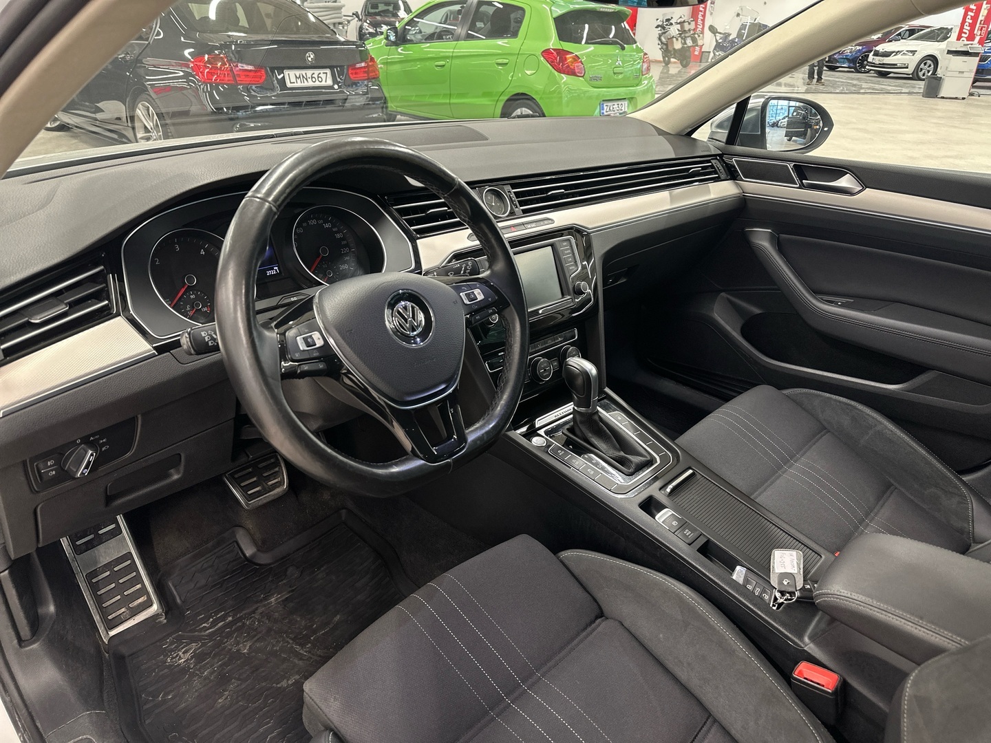 VOLKSWAGEN Passat 2016