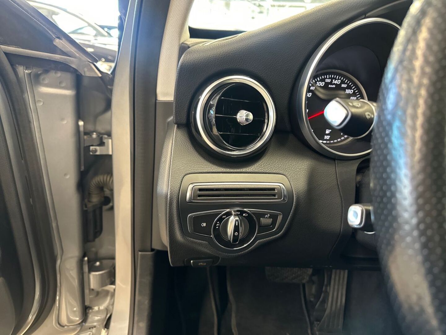 MERCEDES-BENZ C 2014