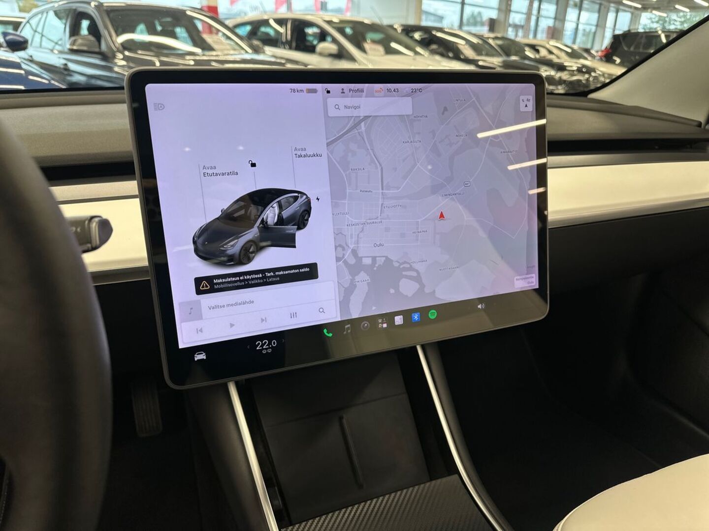 TESLA Model 3 16