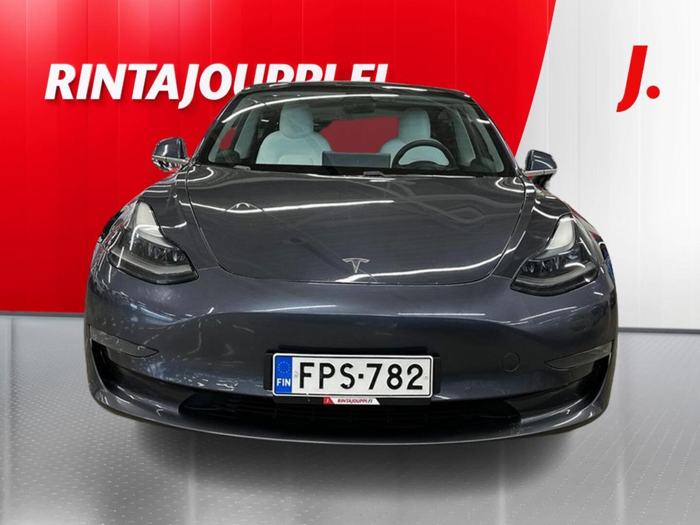 TESLA Model 3 3