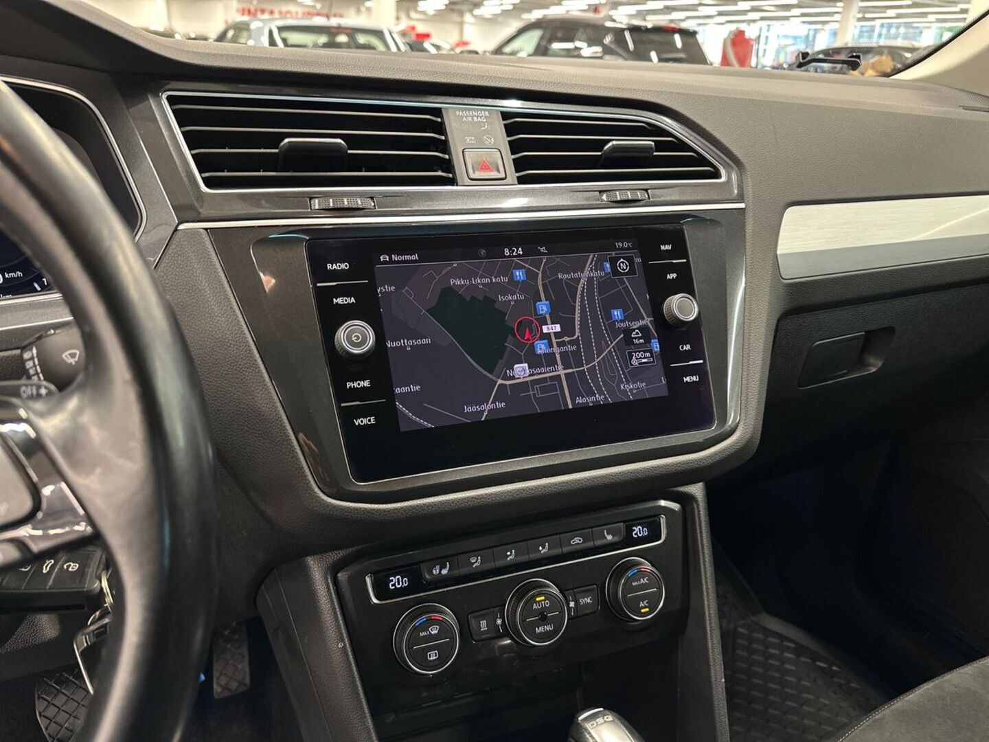 VOLKSWAGEN Tiguan 2018