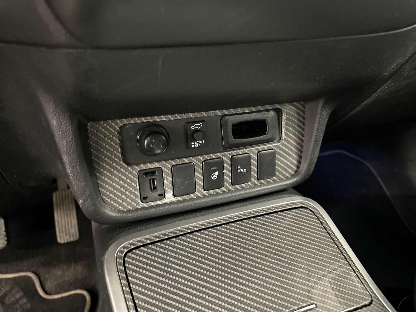 MITSUBISHI Outlander PHEV 2019