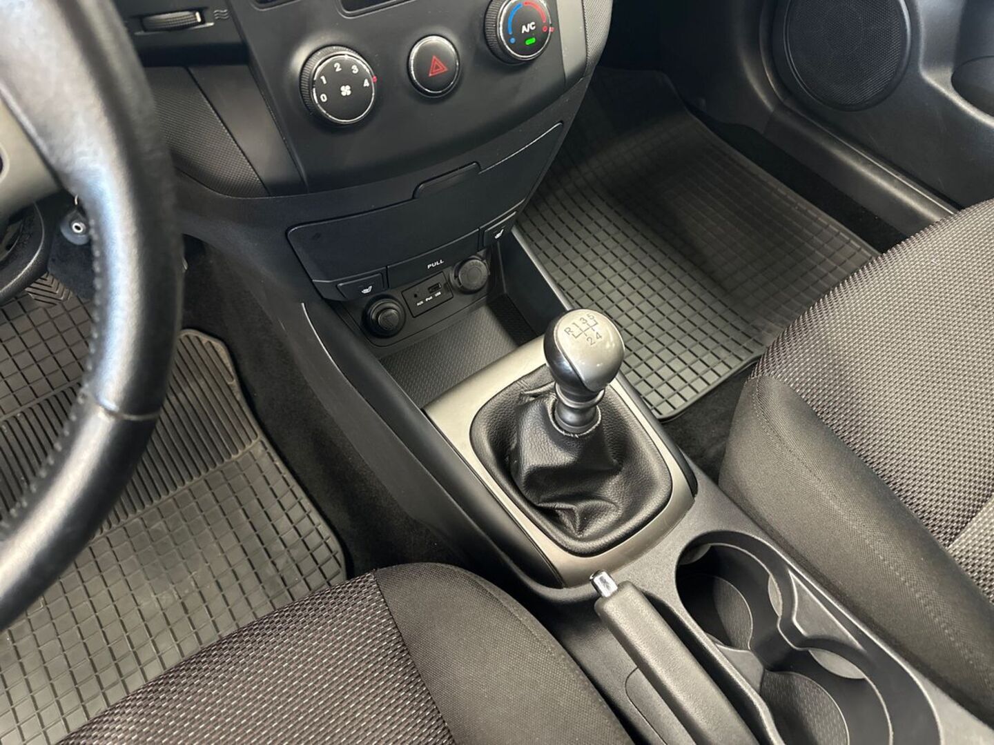 HYUNDAI i30 2009