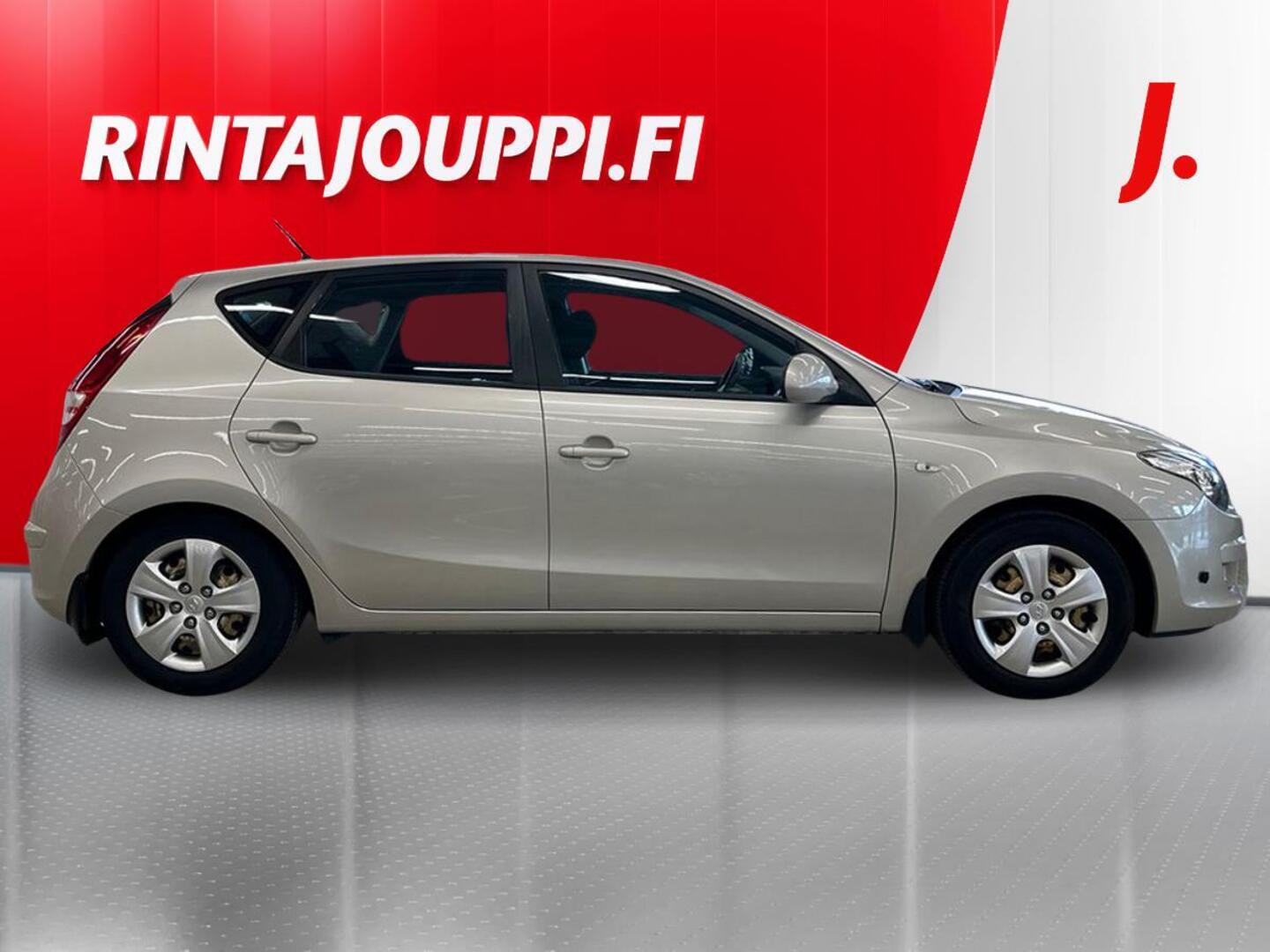 HYUNDAI i30 2009