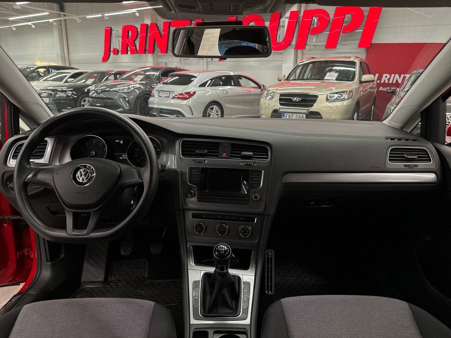 VOLKSWAGEN Golf 2014