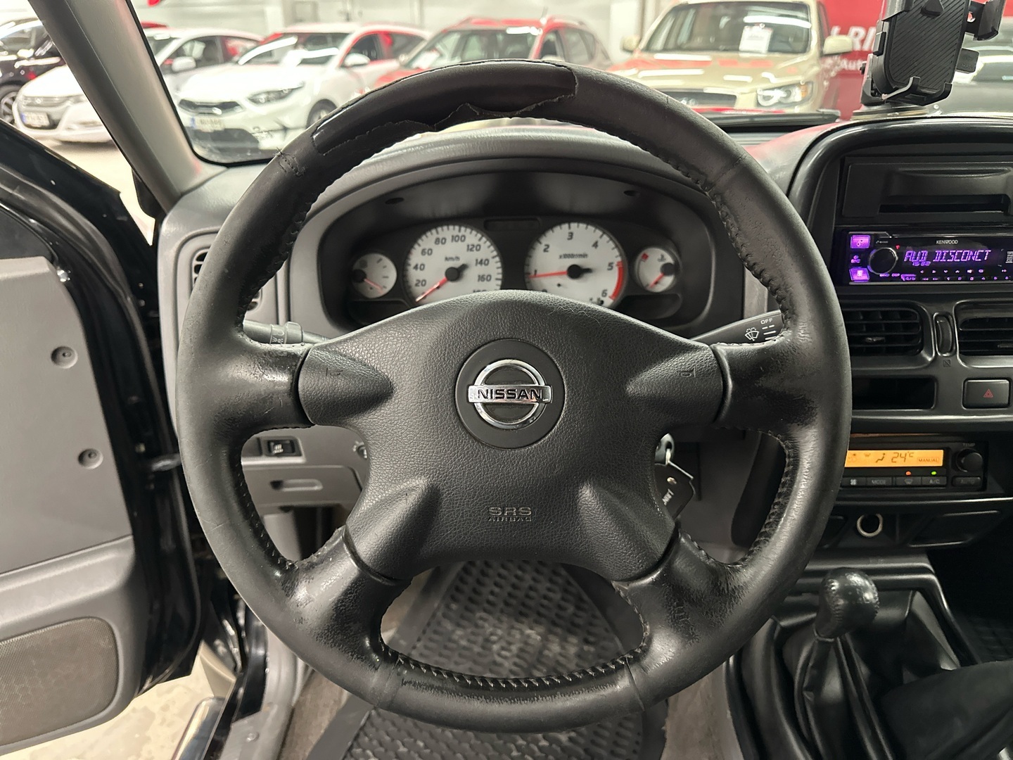 NISSAN Navara 2004