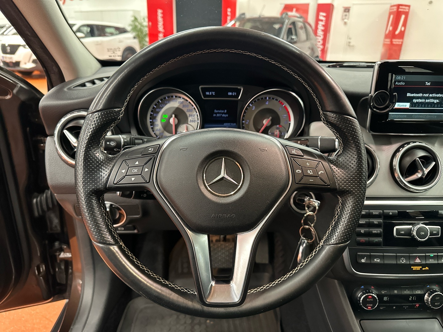 MERCEDES-BENZ GLA 2014