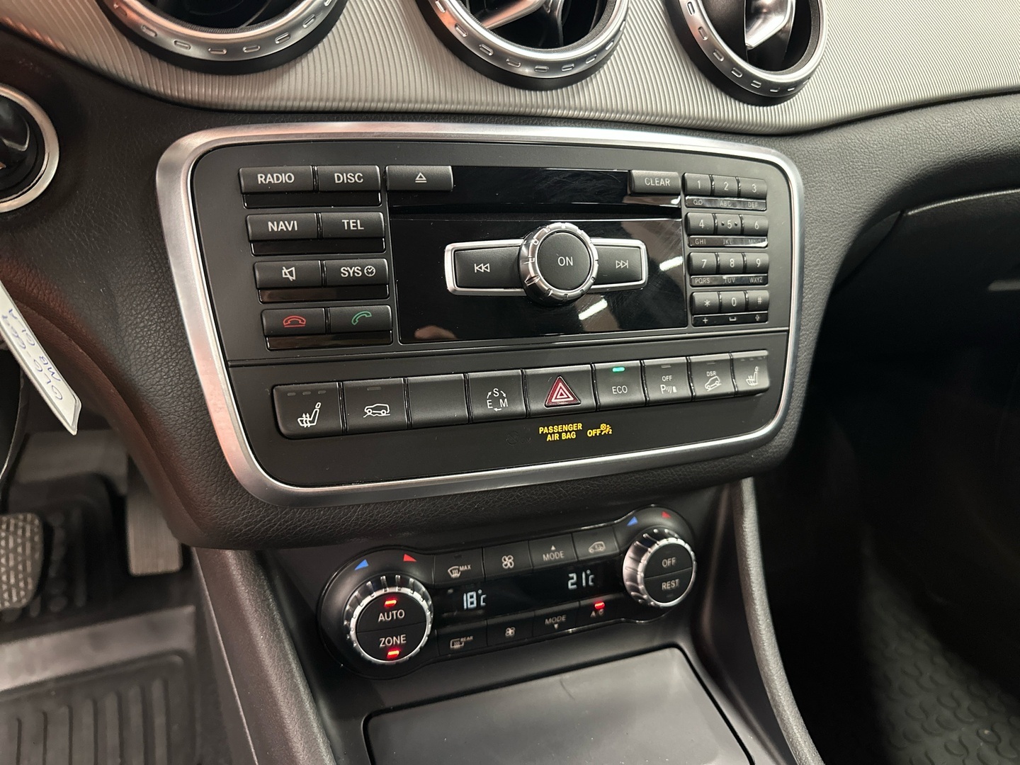 MERCEDES-BENZ GLA 2014