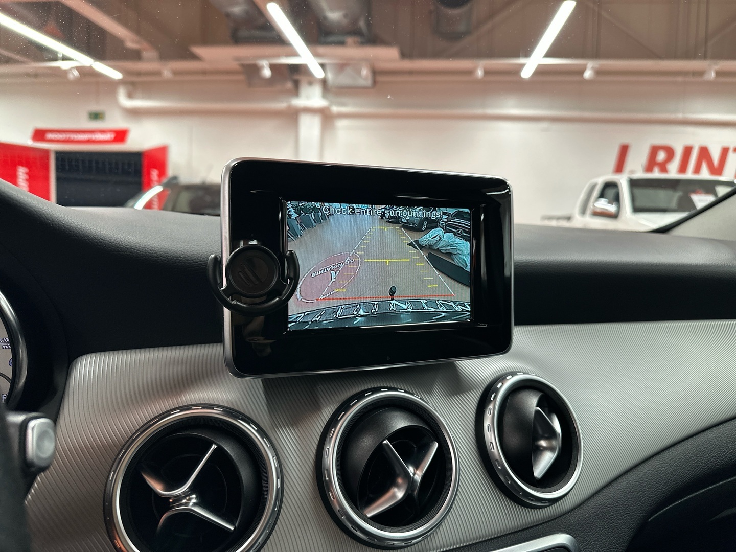 MERCEDES-BENZ GLA 2014