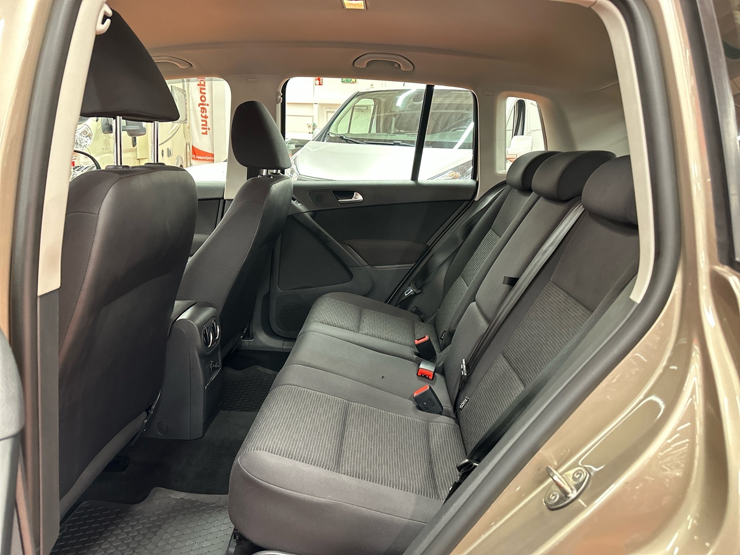 VOLKSWAGEN Tiguan 2015