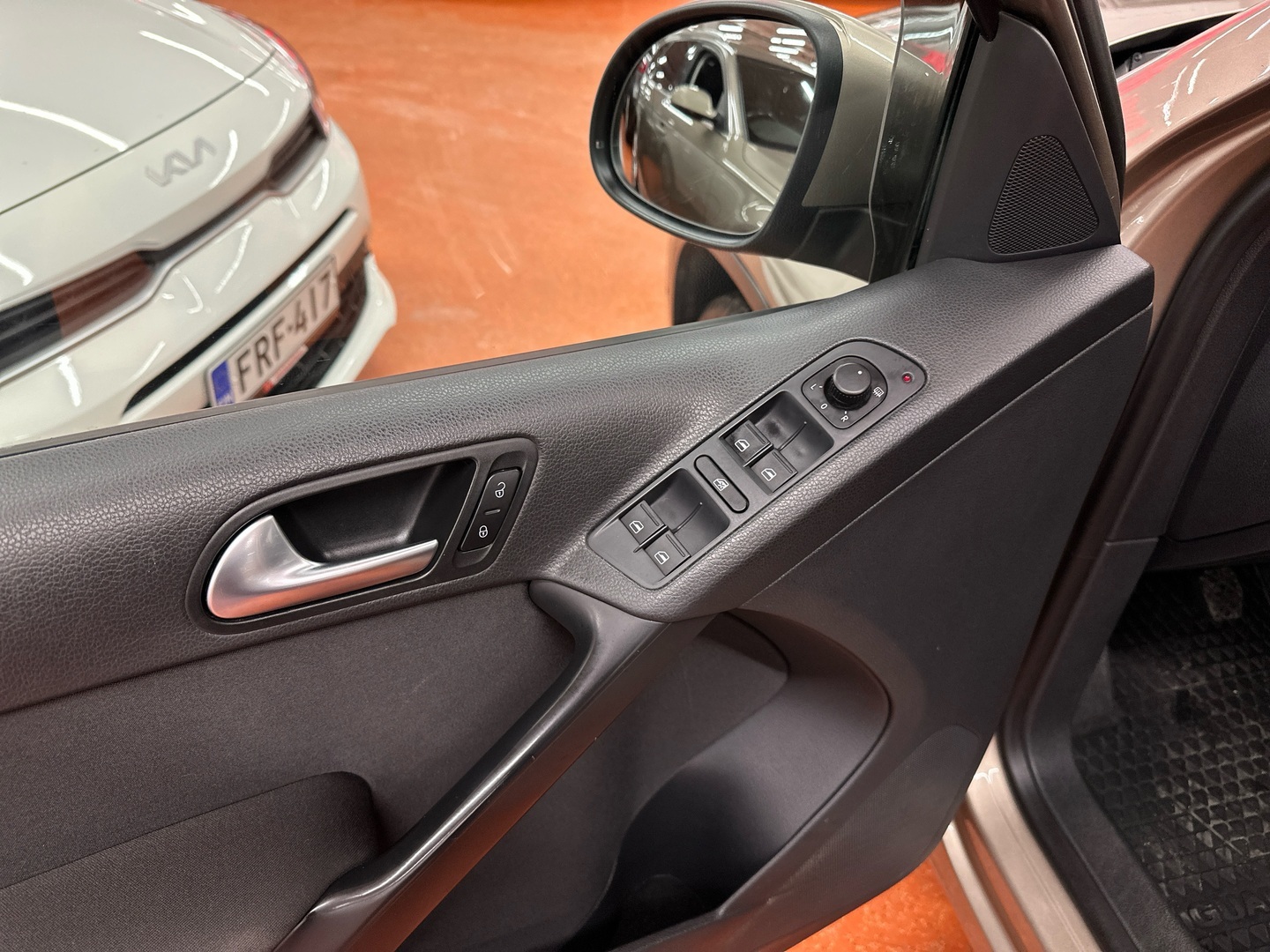 VOLKSWAGEN Tiguan 2015