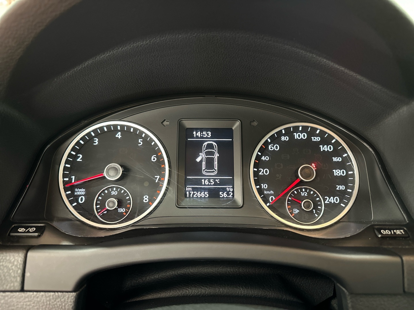 VOLKSWAGEN Tiguan 2015