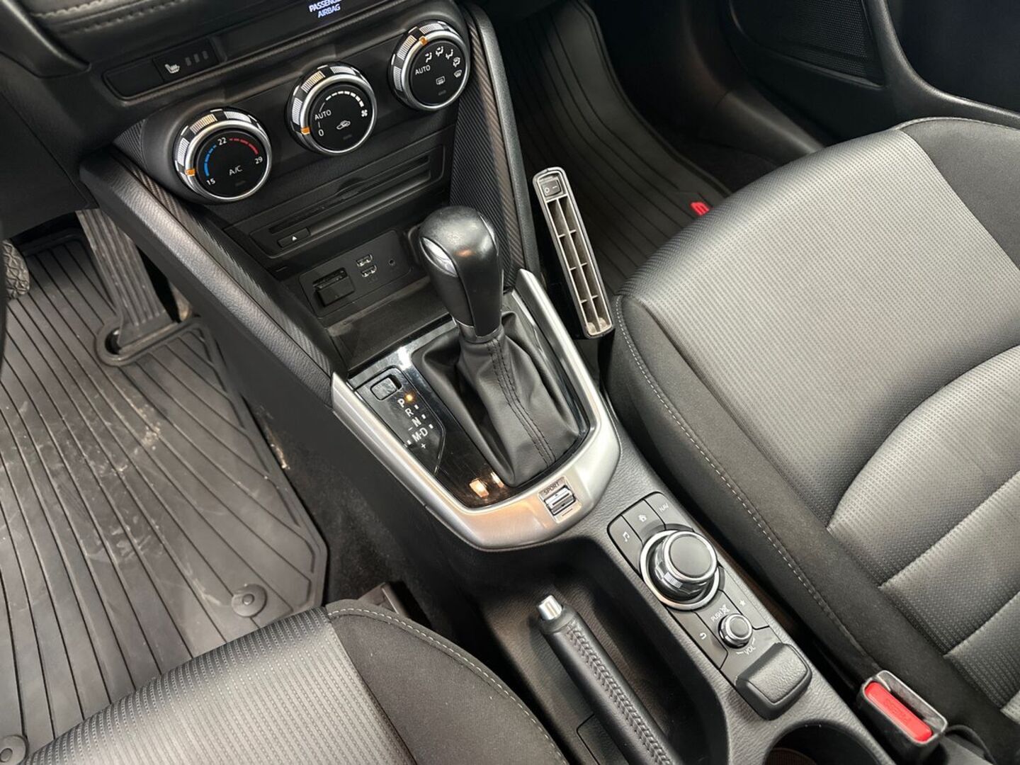 MAZDA CX-3 2016