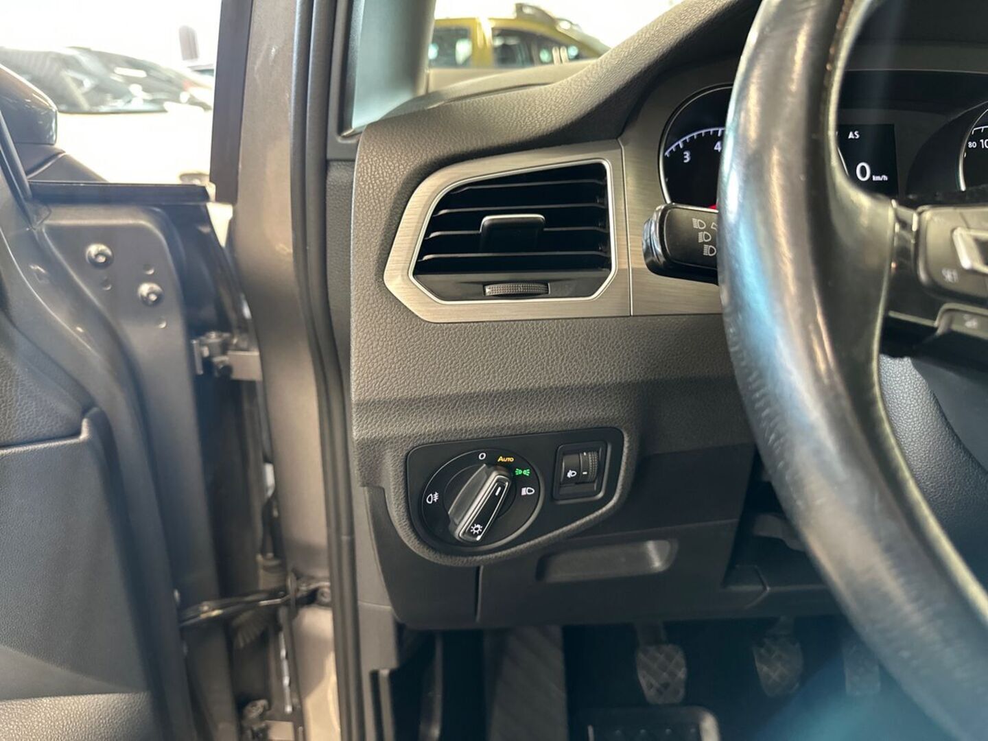VOLKSWAGEN Golf Sportsvan 2016