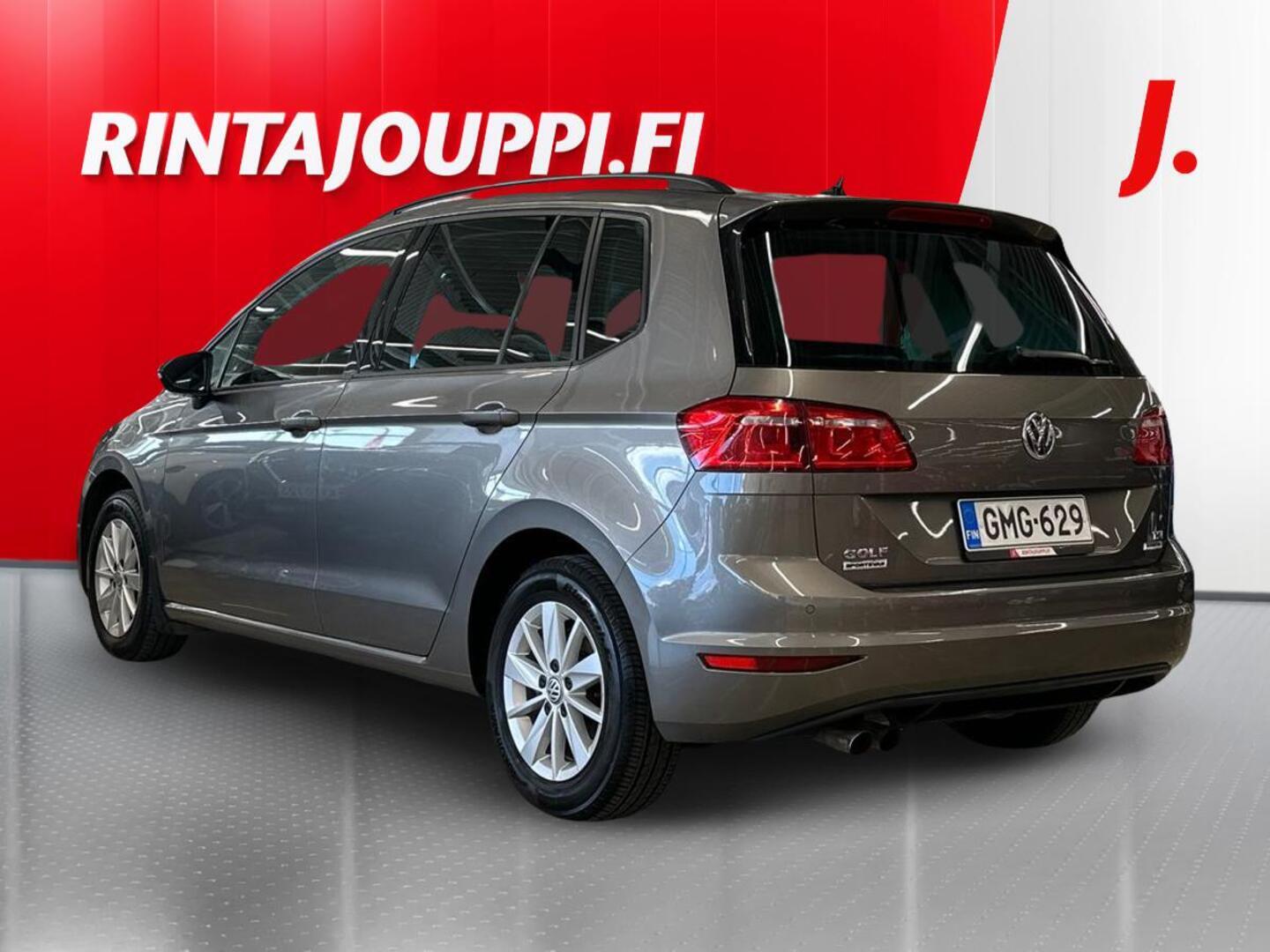 VOLKSWAGEN Golf Sportsvan 2016