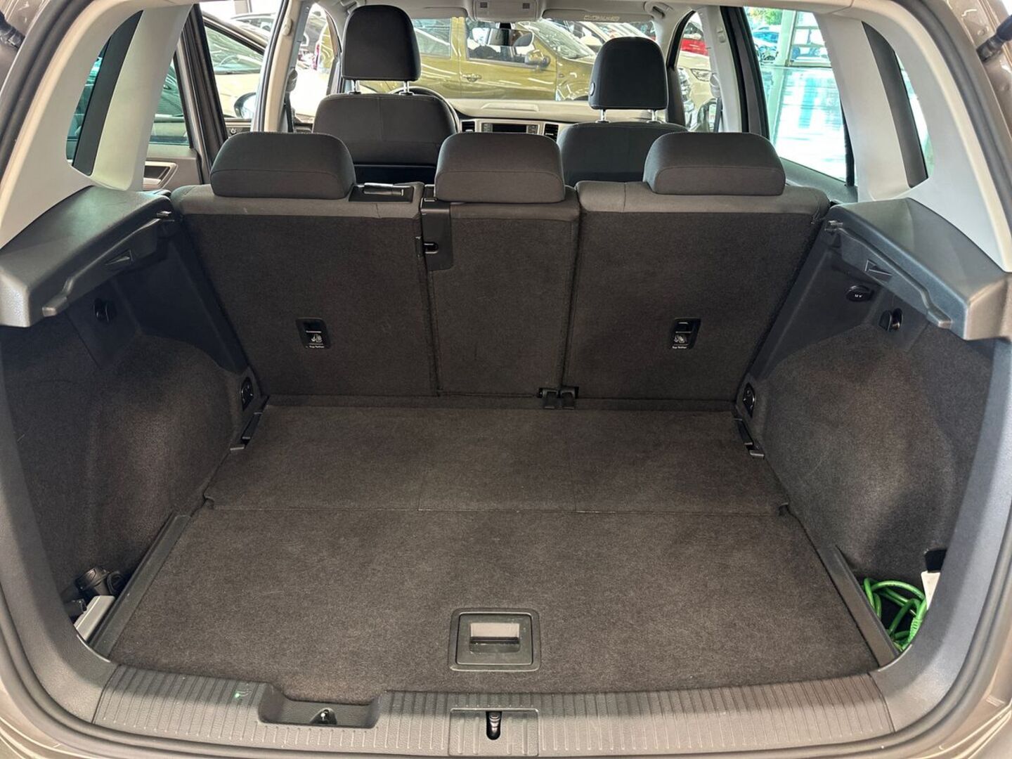 VOLKSWAGEN Golf Sportsvan 2016