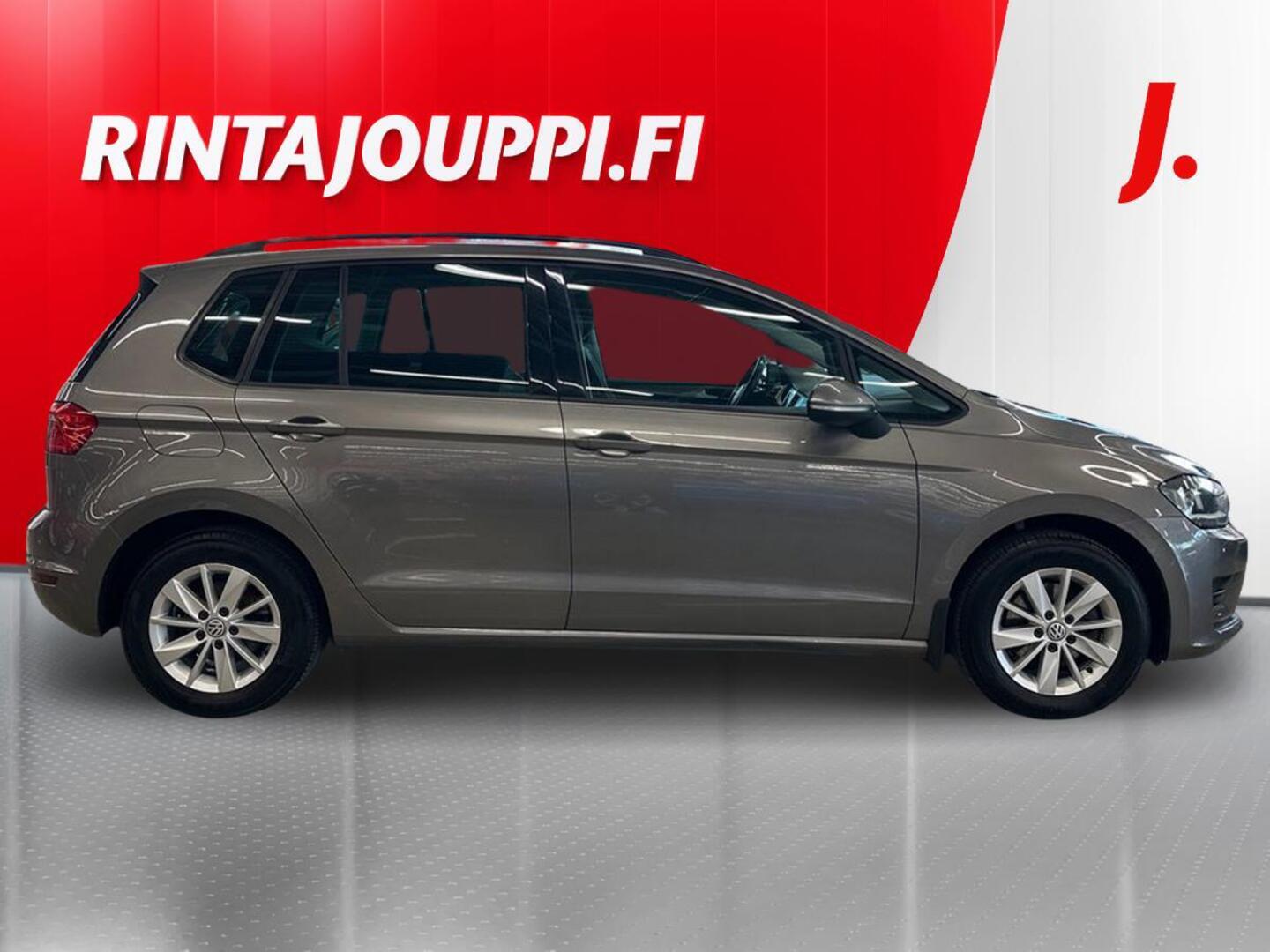 VOLKSWAGEN Golf Sportsvan 2016